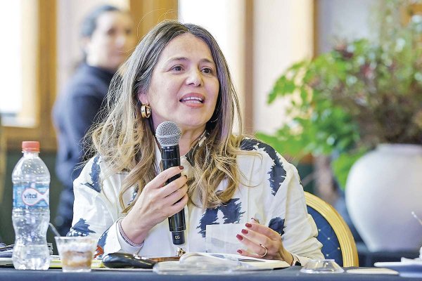 Sé Santiago lanzará Red de Comunas Inteligentes para acelerar la adopción de soluciones tecnológicas