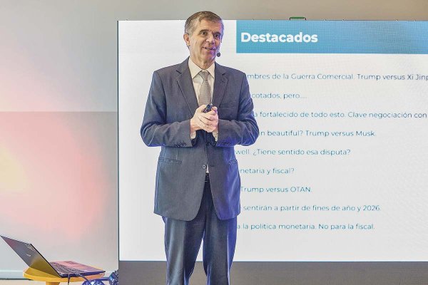<p>El economista proyectó un triunfo de la derecha en la elección presidencial.</p>