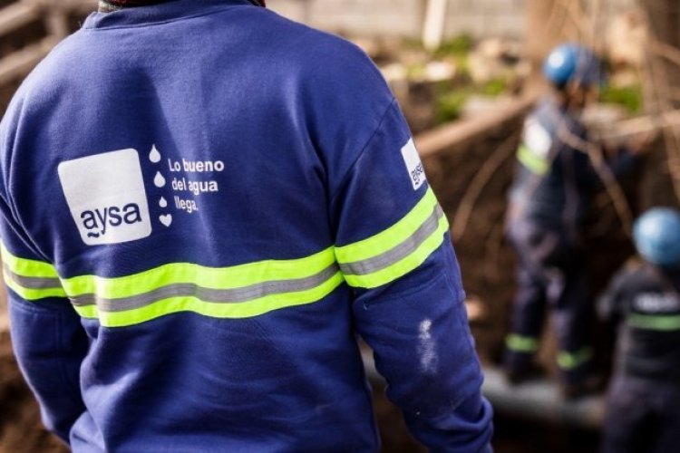 <p>Autorizan la privatización total de argentina AySA con operador privado, salida a Bolsa y marco regulatorio</p>
