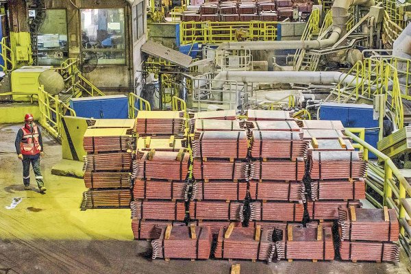 Cobre en EEUU se acerca a los US$ 6 a días de que se hagan efectivo los aranceles de Trump