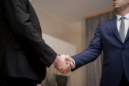 Organismo antimonopolio de México acusa a filiales de HSBC, Santander y Scotiabank, y otros 18 bancos, de fijación conjunta de precios