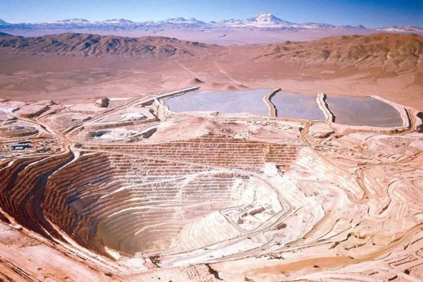 <p>Oficialismo y oposición festejan decisión de Trump de no aplicar a Chile arancel de 50% a las importaciones de cobre</p>