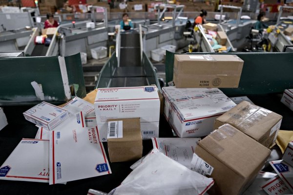 Golpe a Temu y Shein: Trump pone fin a la exención arancelaria para la importación de productos de bajo valor