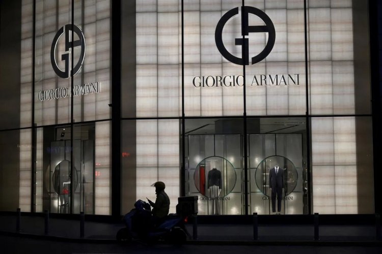 <p>La marca de lujo Armani se suma a la tendencia y anuncia su retorno a Argentina</p>