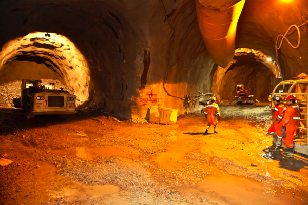 Codelco encuentra restos humanos en la zona Andesita de El Teniente: fiscal y la PDI van a la división