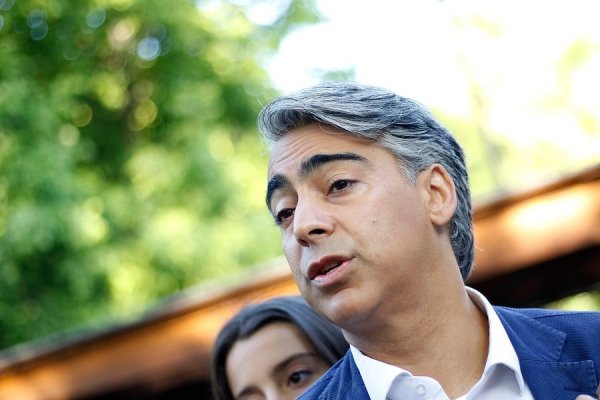 Marco Enríquez-Ominami logra reunir firmas para inscribir su candidatura presidencial por quinta vez