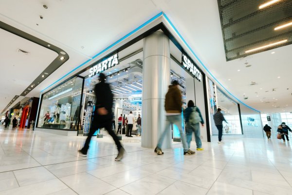 Sparta abrió su tienda más grande en el país en Mallplaza Vespucio y se añade a la renovación de la propuesta comercial del mall