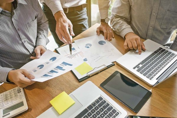 <p>Créditos a empresas no repuntan y anotan caída de 2% anual por ciclo económico deprimido</p>