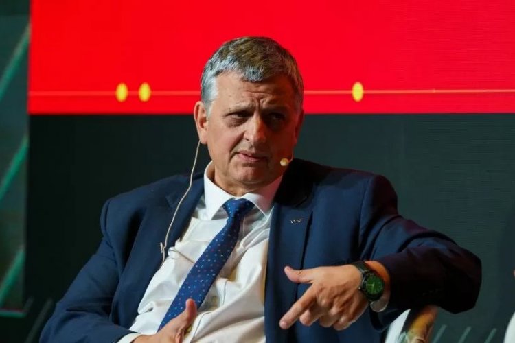 <p>Argentina YPF paga US$ 500 millones por los activos de francesa TotalEnergies en Vaca Muerta</p>