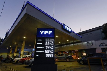 Argentina YPF registra caída del 90% en ganancia neta por menores precios de los combustibles