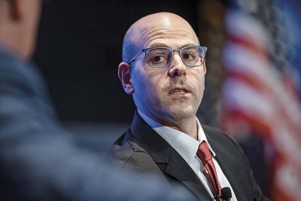 Trump nomina al presidente de su Consejo de Asesores Económicos, Stephen Miran, a la junta de gobernadores de la Fed