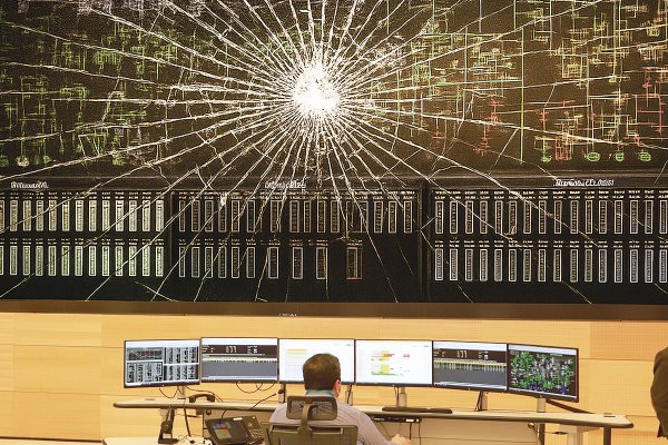 El fantasma de la remoción se asoma sobre el Coordinador Eléctrico mientras prepara su defensa