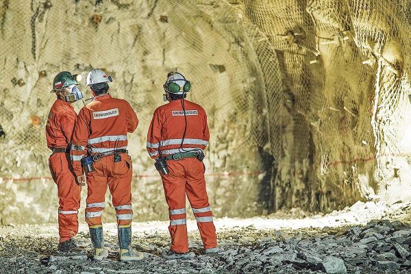 <p>Sernageomin autoriza a Codelco a un reinicio parcial de las operaciones subterráneas de El Teniente tras fatal accidente</p>