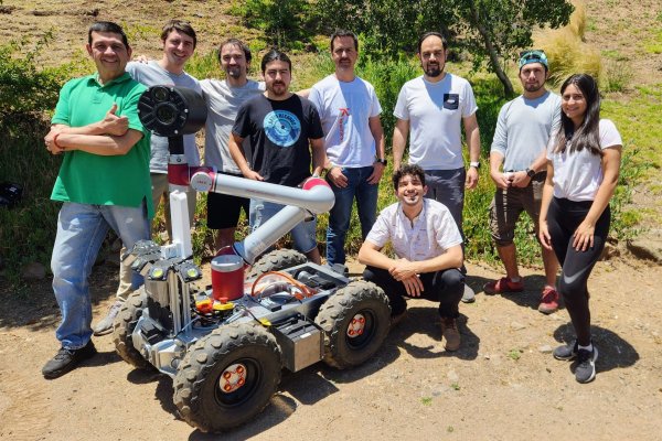 El robot chileno que entró a los túneles de Codelco y acaba de levantar US$ 1 millón