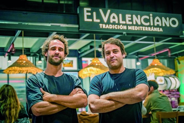La ruta de la dupla chilena-española detrás del restaurante El Valenciano