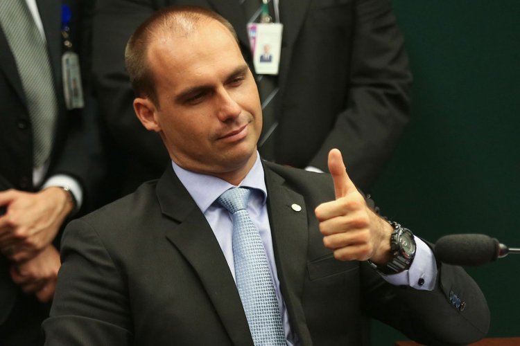 <p>EEUU planea nuevas sanciones contra Brasil, según el hijo de Jair Bolsonaro</p>