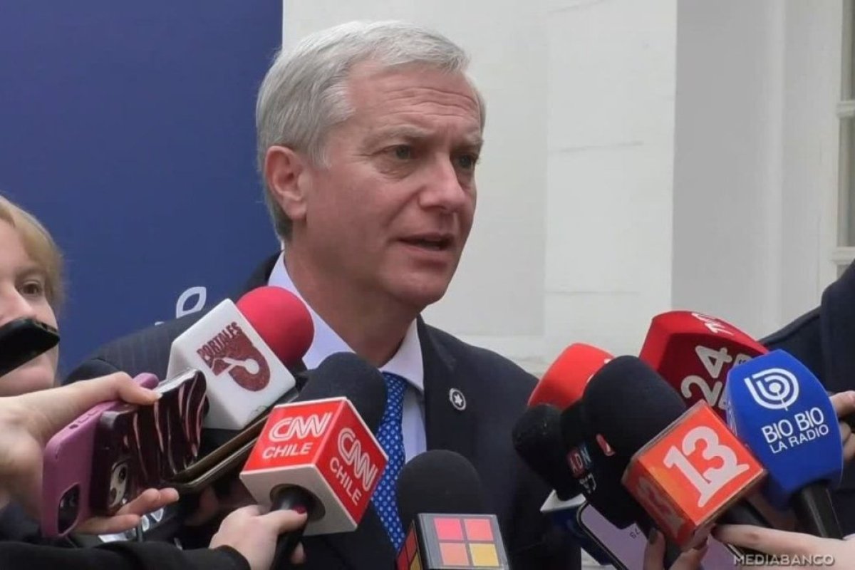 <p>Ahora en DF | Kast por dichos sobre el Congreso: “Jamás he dicho algo distinto de que voy a cumplir la Constitución y las leyes”</p>