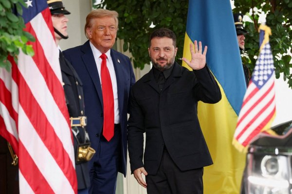 El cambio de look de Zelenski que le valió los elogios de Trump en la Casa Blanca