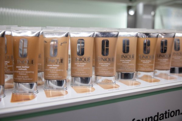 El makeover de Estée Lauder: asesores revisarán las marcas para intentar revertir años de ventas en baja