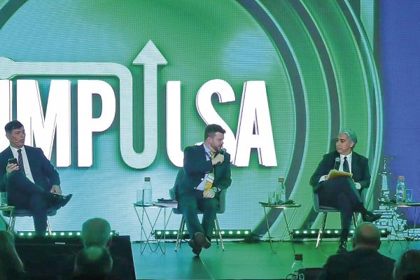 Rol del Estado, ausencias de candidatos y tenso cruce entre ME-O y Kaiser marcan debate en Concepción