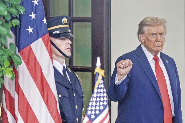 Trump ha comprado más de US$ 100 millones en bonos desde que retornó a la Casa Blanca