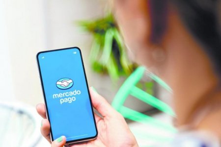 Mercado Pago lanza su tarjeta de crédito en Argentina en medio de sus planes de convertirse de banco