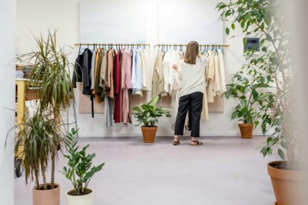 Chilena Frogmi lanza herramienta de IA para reducir pérdidas operativas en el retail físico