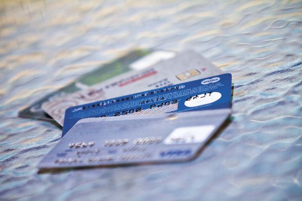 <p>Tarjetas de crédito registran alza de 3,2% en un año</p>