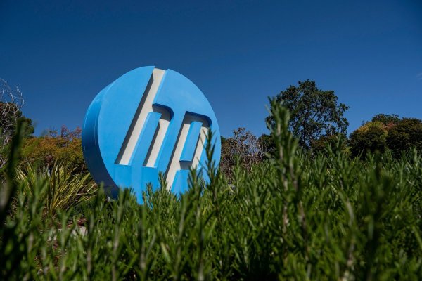 HP proyecta ganancias en línea con lo esperado y dice que espera compensar pronto completamente el impacto de los aranceles