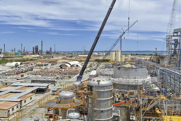 SQM pausa expansión de su proyecto estrella en Australia por malos precios del litio