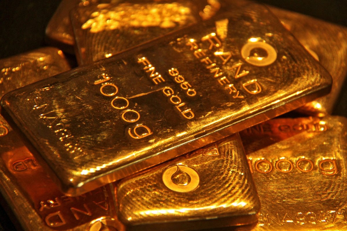 <p>El oro alcanza un nuevo récord histórico tras la debilidad en las cifras clave de empleo en EEUU</p>