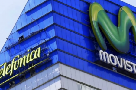 Argentina Telecom quiere extender el uso de la marca Movistar por la demora en la aprobación de la fusión