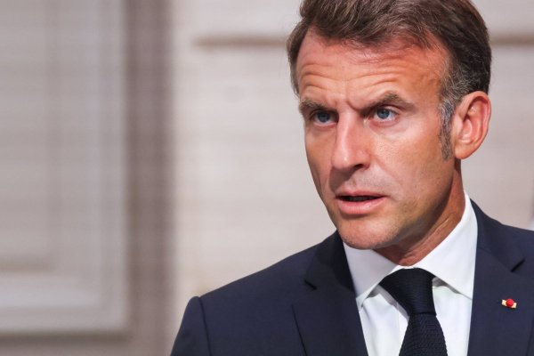 El costo de endeudamiento de Francia supera por primera vez al de Italia en un histórico giro del mercado