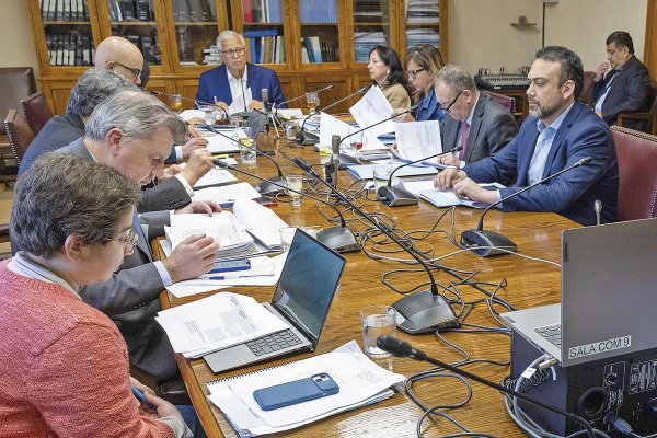Ejecutivo presenta seis indicaciones al proyecto que ajusta el Seguro de Invalidez y Sobrevivencia