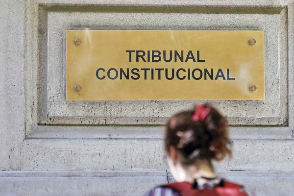 Reforma de notarios lista para promulgarse: Tribunal Constitucional revisó el texto y no prosperó reclamo para evitar fin de vitalicios