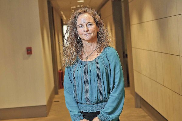 Andrea Tokman tras el IPoM: “El repunte en consumo e inversión está sostenido por fundamentos débiles y el IPC subyacente continúa lejos del nivel razonable”