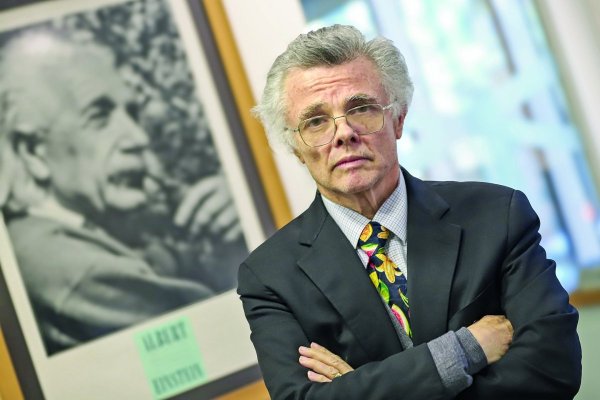 Leonardo Suárez, director de estudios de LarrainVial: “El Banco Central tiene pánico a la sensibilidad del tipo de cambio a la política monetaria"