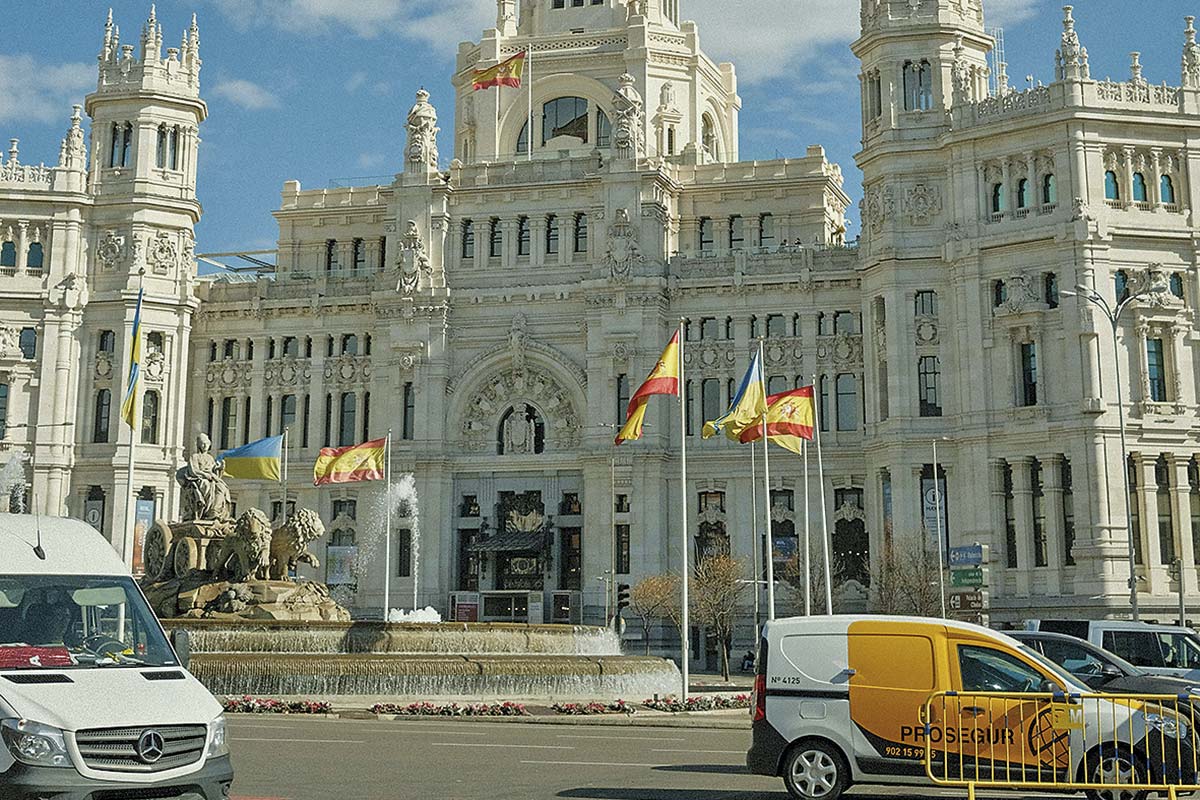 <p>Segunda ola de inversiones chilenas en el exterior tiene como foco España y Portugal y expertos ven nuevos desafíos</p>