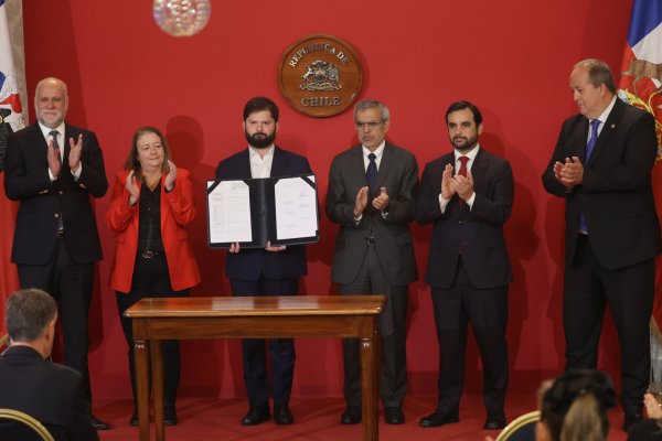 <p>A la actividad acudieron autoridades de la Fiscalía, Carabineros y la PDI. Crédito: Aton</p>