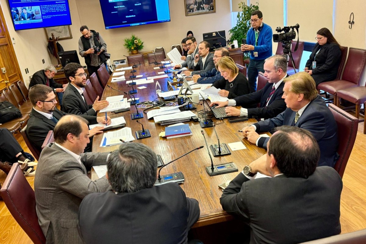 <p>Avanza el Subsidio Unificado al Empleo: comisión de Hacienda de la Cámara aprueba proyecto y pasa a Sala</p>