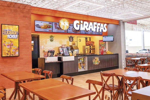 La mayor cadena de comida rápida de Brasil busca socio para expandirse en Chile
