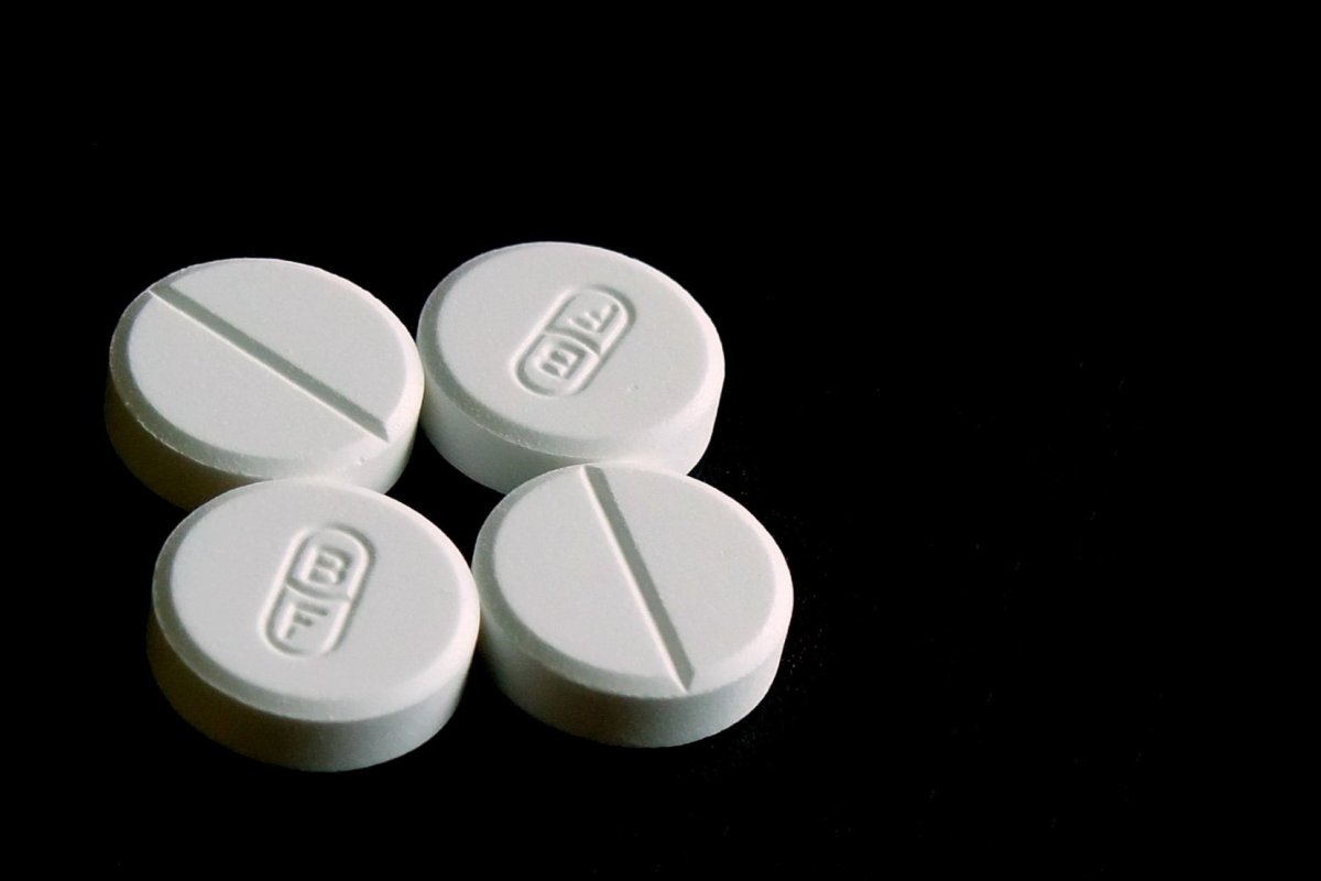 <p>Autoridades sanitarias de la Administración Trump planean vincular el consumo de paracetamol con el autismo</p>