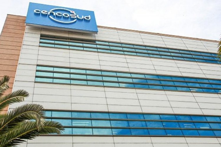 <p>Cencosud supera el primer corte y seguiría en carrera para quedarse con la operación de la francesa Carrefour en Argentina</p>