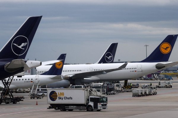 Lufthansa recortará 4.000 puestos de trabajo y busca lograr mayores objetivos de rentabilidad