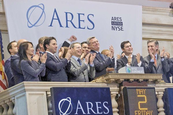 Solo una supera al S&P: mercado mantiene apuesta por gestoras de capital privado pese a negativo 2025 en bolsa
