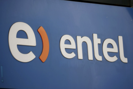 América Móvil y Entel lanzan oferta conjunta por Telefónica Chile: acciones de la chilena se disparan