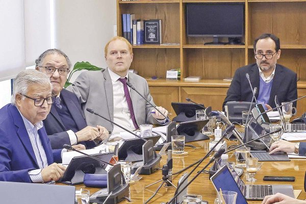 <p>Foto: Senado</p>