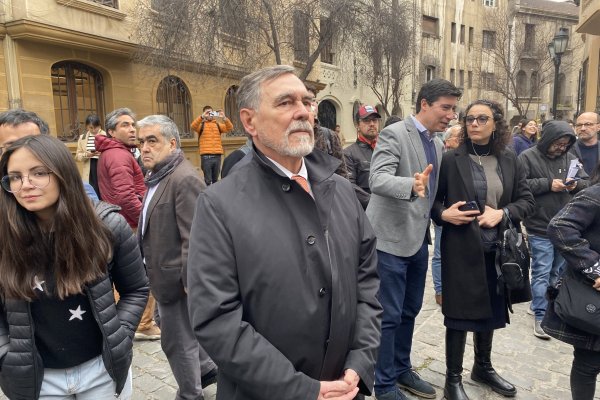 <p>Jefe económico de Jara sale en defensa de tasa portuaria y aclara monto que se cobraría: “No es anticompetitivo y no afecta el precio final”</p>