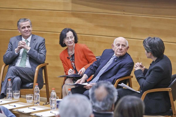 Costa hace defensa de autonomía del BC y Vergara critica idea de Jara de un mandato dual