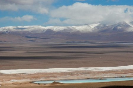 Firma líder del litio argentino busca duplicar producción para solicitar ingresar al RIGI